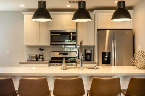 Scottsdale - 7532 E Hazelwood St