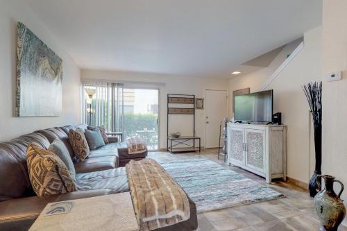 2 Bed 2 Bath Vacation Home In Scottsdale