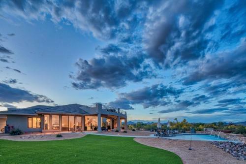 Fallbrook By Avantstay
