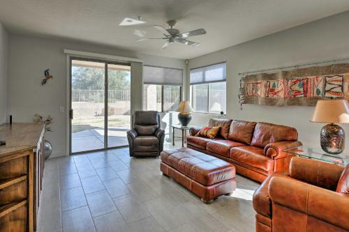 Contemporary House About 6 Miles To Pinnacle Peak Park!