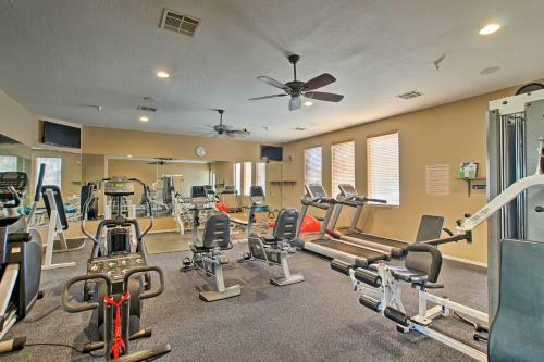 Apartamento Resort Condo With Pool - 7mi To Tpc Scottsdale!