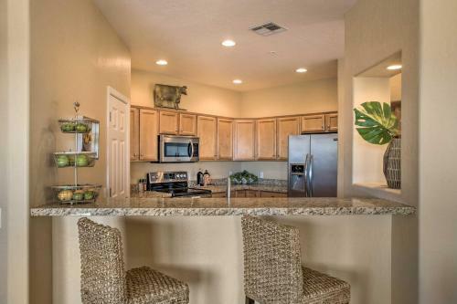 Apartamento Resort Condo With Pool - 7mi To Tpc Scottsdale!