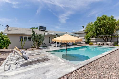 Scottsdale - 8738 E Rose Lane