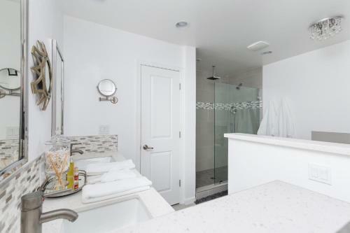 Scottsdale - 8738 E Rose Lane