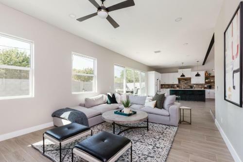 Scottsdale - 3732 N 68th St