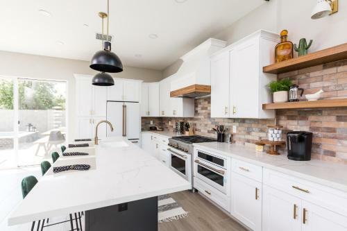 Scottsdale - 3732 N 68th St