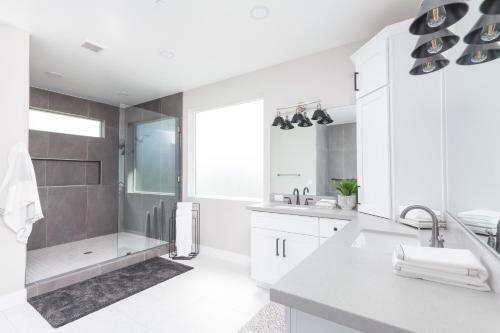 Scottsdale - 3732 N 68th St