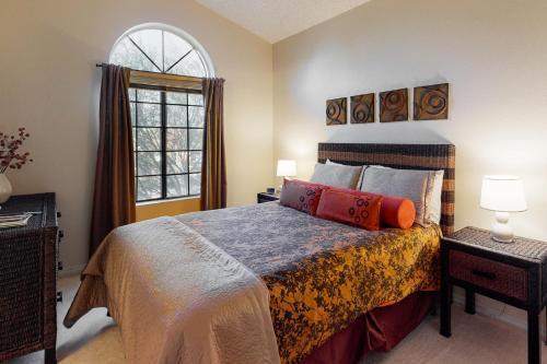 La Contessa Condo