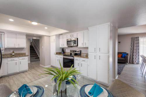 Casa Paradise Blue Home