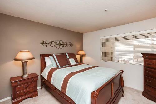Gorgeous North Scottsdale 2 Bdrm Condo