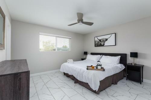 Scottsdale - 6425 E Cambridge Ave
