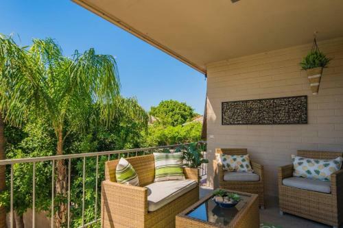 Apartamento Modern 2br Near Old Town (#8) By Wanderjaunt
