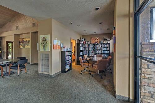 Apartamento Canyon Mesa Golf Condo With Majestic Mountain Views!