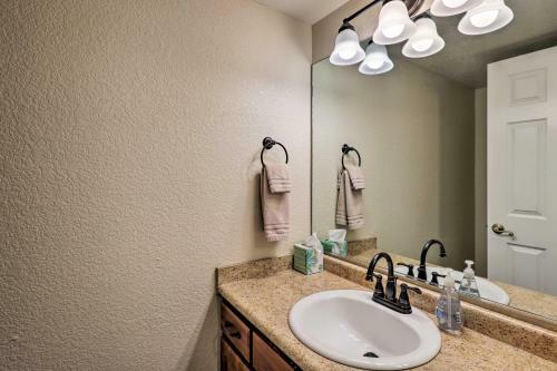 Apartamento Canyon Mesa Golf Condo With Majestic Mountain Views!
