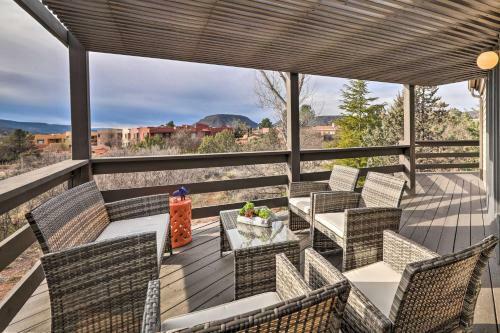 Sleek Sedona Abode With Hot Tub,deck And Optional Chef!