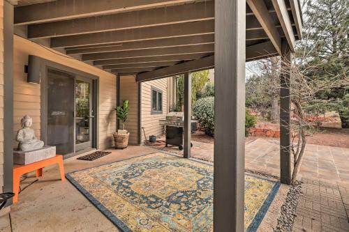 Sleek Sedona Abode With Hot Tub,deck And Optional Chef!