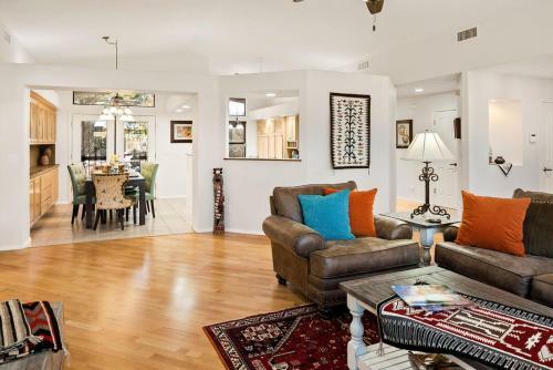 Quail Run Retreat 3br By Casago