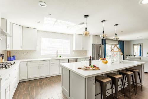 Scottsdale - 7531 E Cambridge Ave