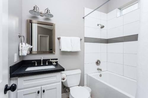 Scottsdale - 4227 N 68th Street