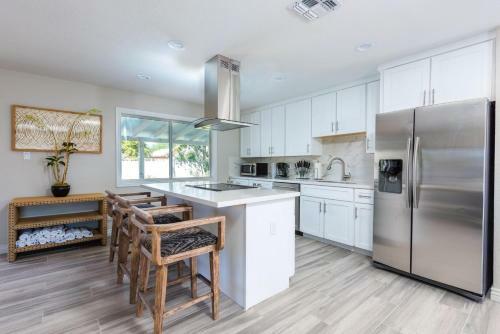 Scottsdale - 8520 E Orange Blossom Ln