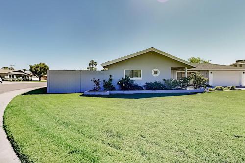 8115edge Home