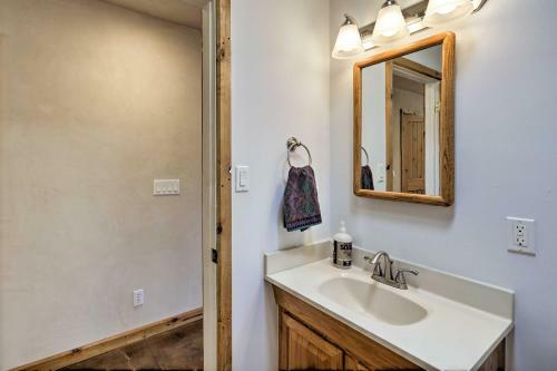 Sedona Home With Stunning Mtn Views, Fire Pit And Deck!