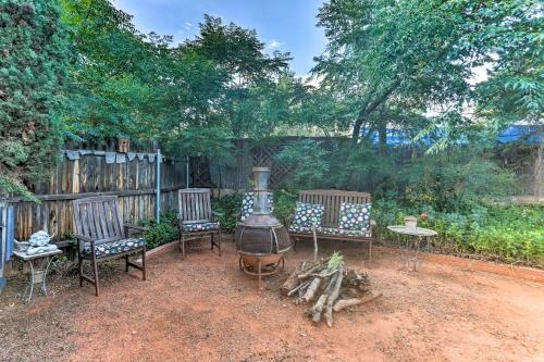Unique Uptown Townhome With Spacious Yard And Fire Pit