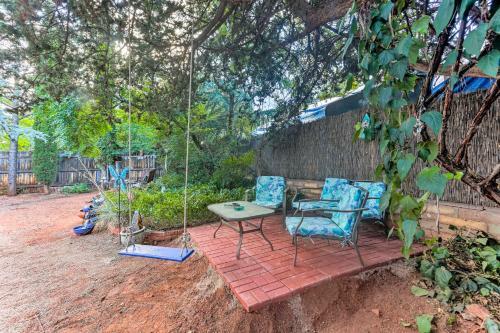 Unique Uptown Townhome With Spacious Yard And Fire Pit
