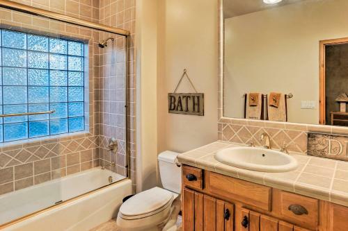 Massive Show Low Cabin With Deck - 3 Miles To Lake!