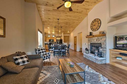 Show Low Townhome - 3 Mi To Fool Hollow Lake!