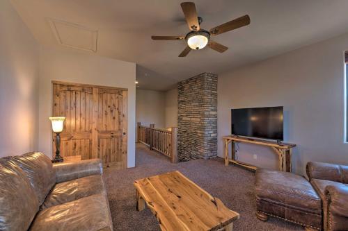 Cozy Torreon Cottage With Deck In Show Low!