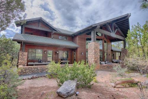 The Cabin Home