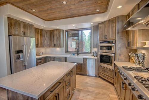 The Cabin Home