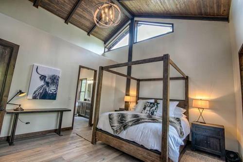 The Cabin Home