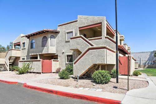 Tempe Condo W/ Pool - Near Downtown & Asu!