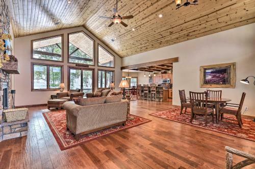 Show Low Luxury Cabin With Forest Views And Fire Pit!