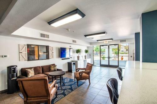 Vistas 202- Modern Sierra Vista 1bd Great Location