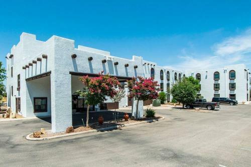 Vistas 202- Modern Sierra Vista 1bd Great Location