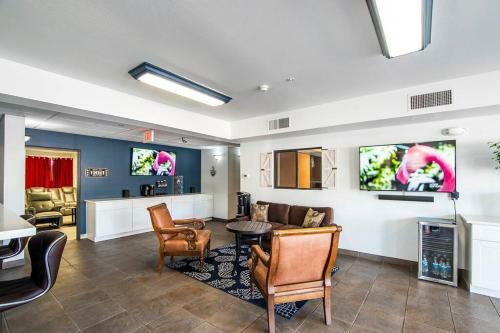 Vistas 202- Modern Sierra Vista 1bd Great Location