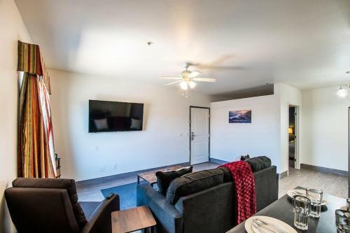 Vistas 202- Modern Sierra Vista 1bd Great Location