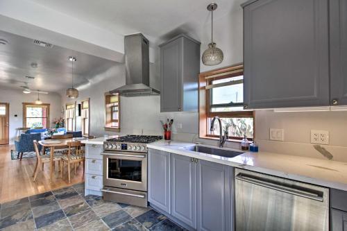 Unique And Historic Abode Explore Downtown Tucson!