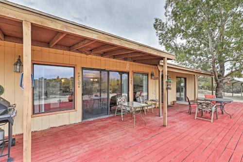 Mtn-view Retreat With Modern Interior And Kitchen!