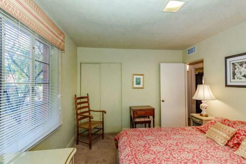 Readers Holmes 2br By Casago