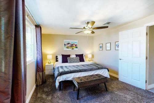 Cozy Tucson Retreat