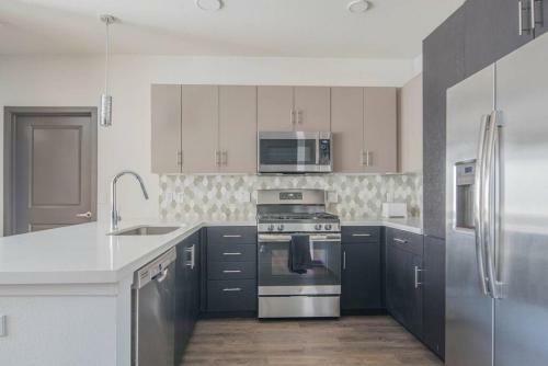 Wanderjaunt - Tempe Luxury Apartments