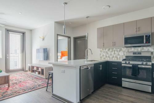 Wanderjaunt - Tempe Luxury Apartments