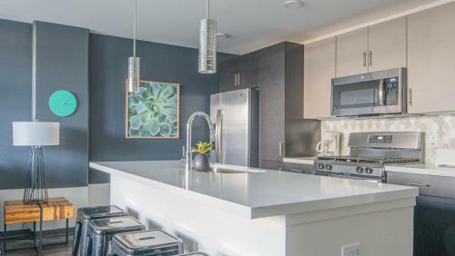 Wanderjaunt - Tempe Luxury Apartments