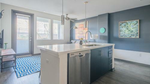 Wanderjaunt - Tempe Luxury Apartments