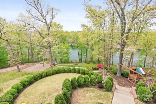 Ozark Mountain Lakehouse
