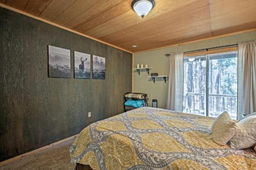 Rustic Prescott Cabin With Loft And 1,000-sq-ft Deck!